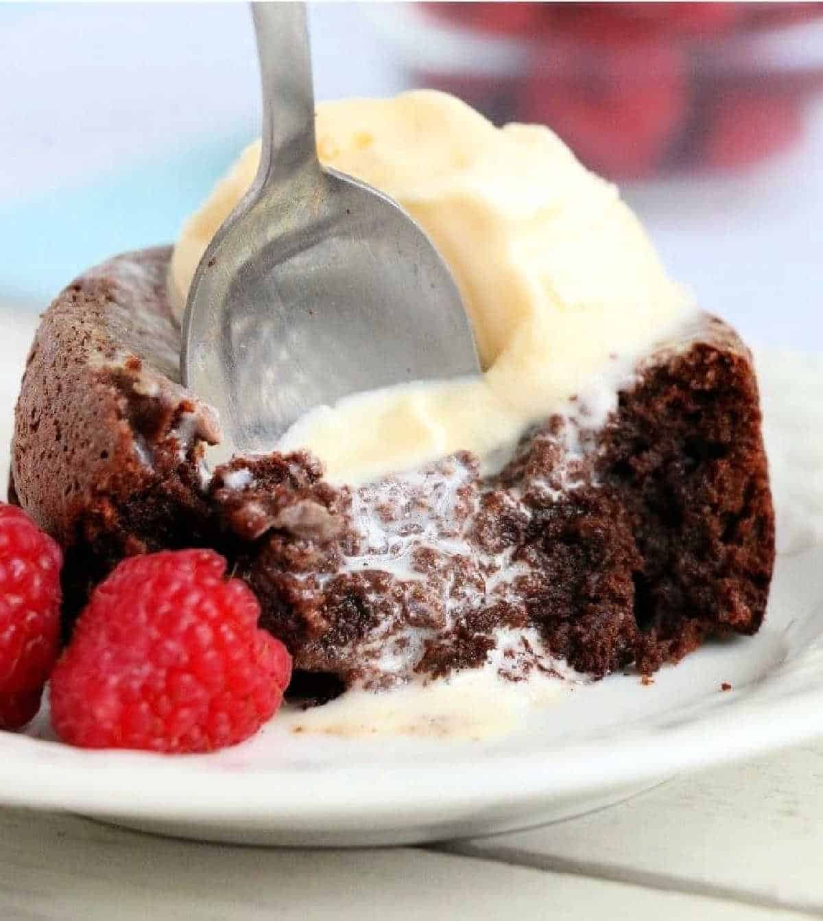 Air Fryer Lava Cake