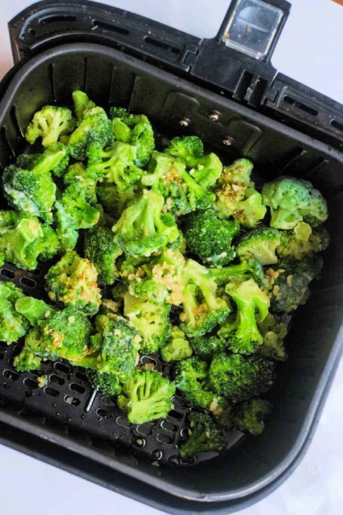how to cook frozen broccoli in air fryer