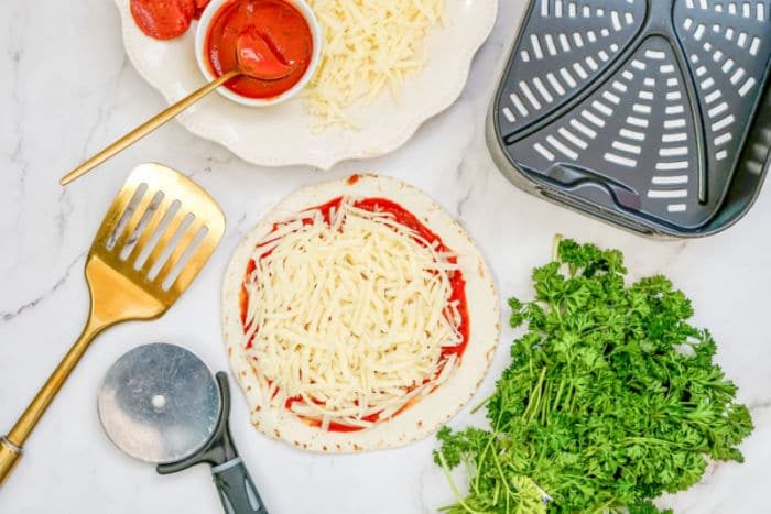 low carb tortilla pizzas
