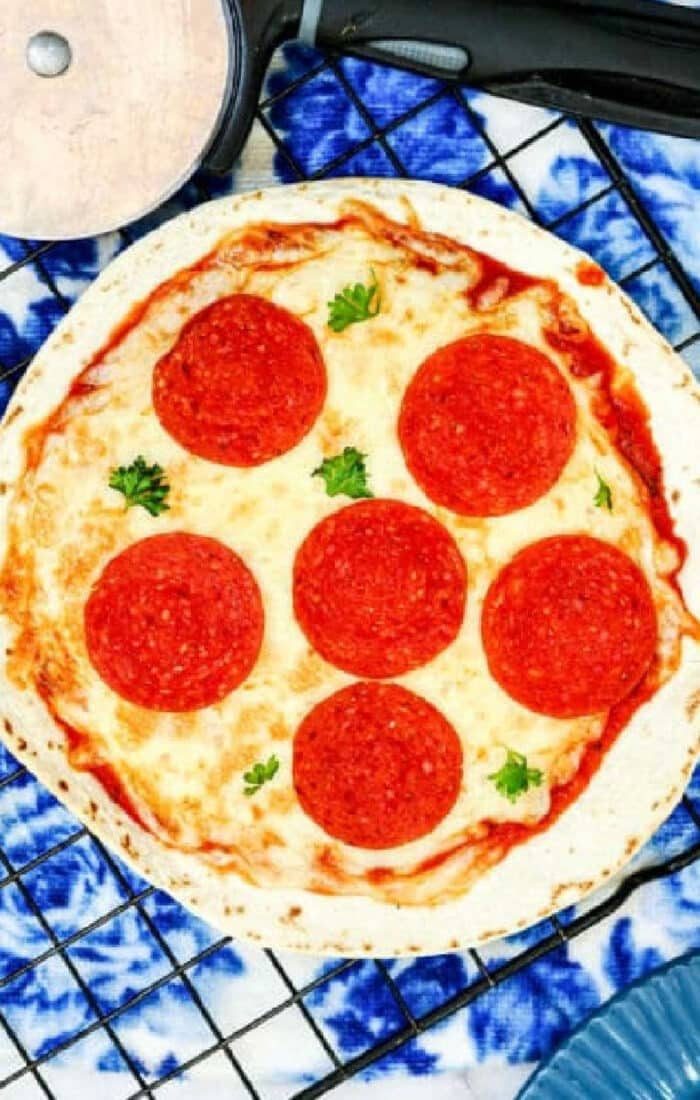 tortilla-pizzas