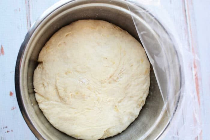 cinnamon rolls dough