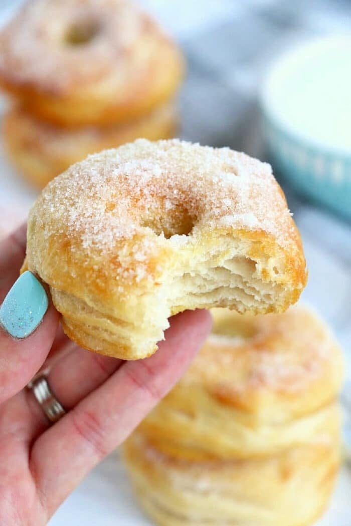 air fryer biscuit donuts