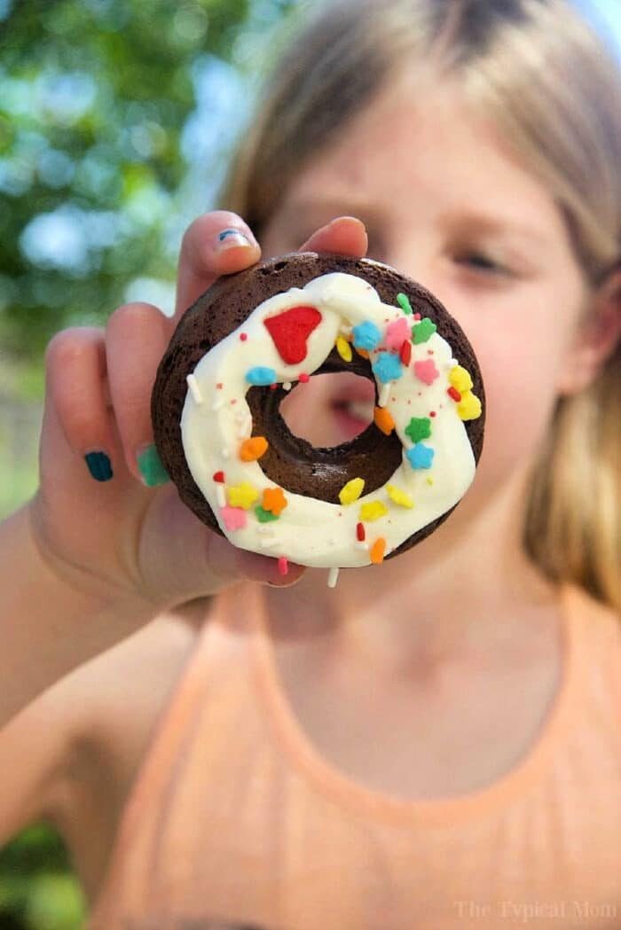 chocolate cake mix donuts