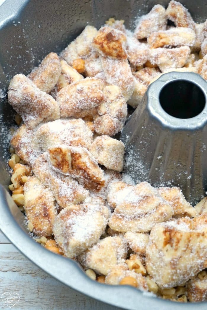 caramel pumpkin monkey bread