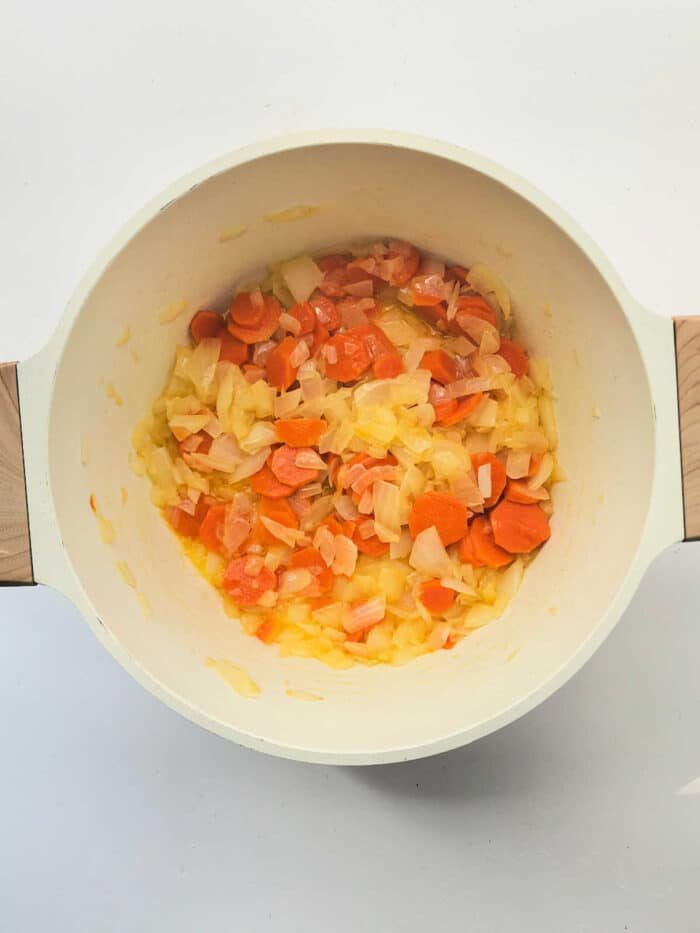 What to Serve with Chicken Pot Pie
