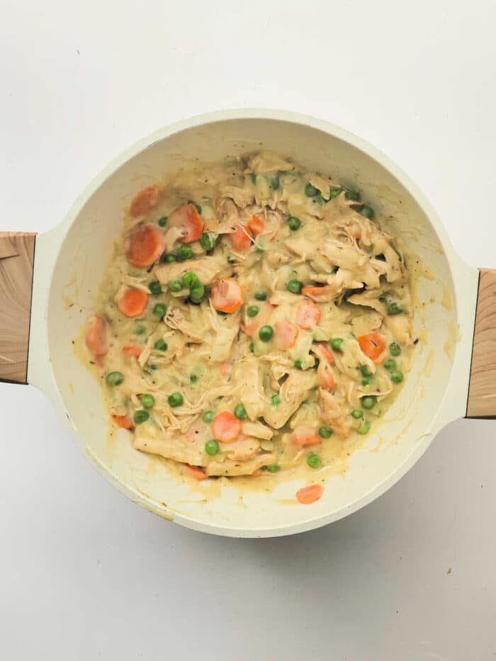 Copycat Marie Callenders Chicken Pot Pie