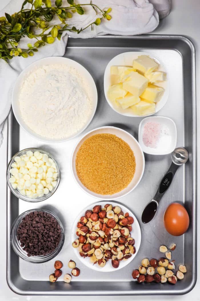 Cookies with Hazelnuts