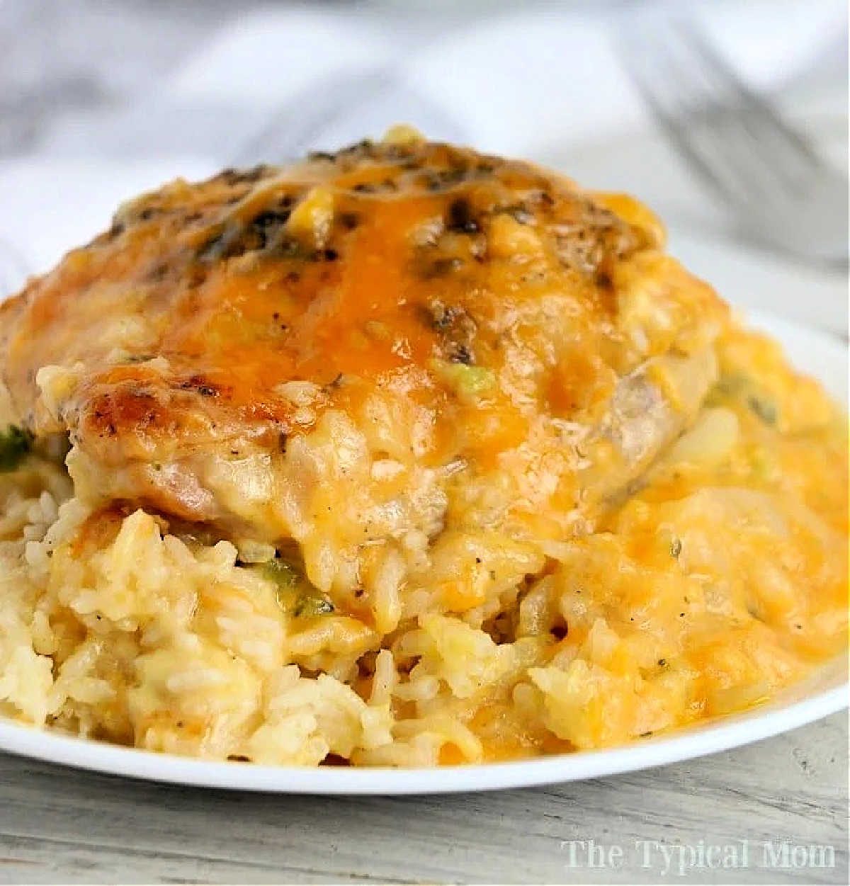 Slow Cooker Cheesy Chicken and Rice