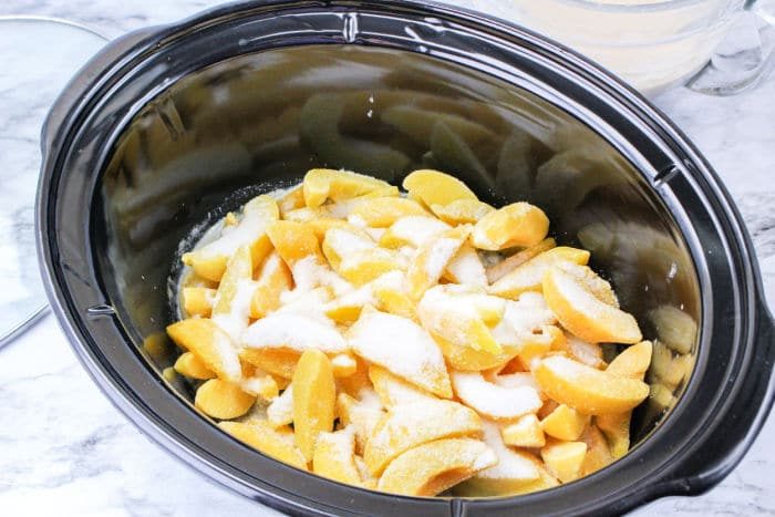 Slow Cooker Peach Cobbler recipe