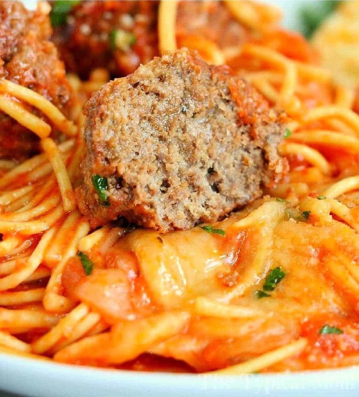 Crockpot Spaghetti and Meatballs