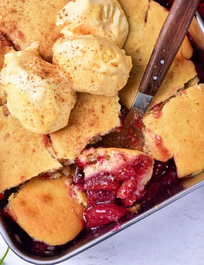 Easy Cherry Cobbler