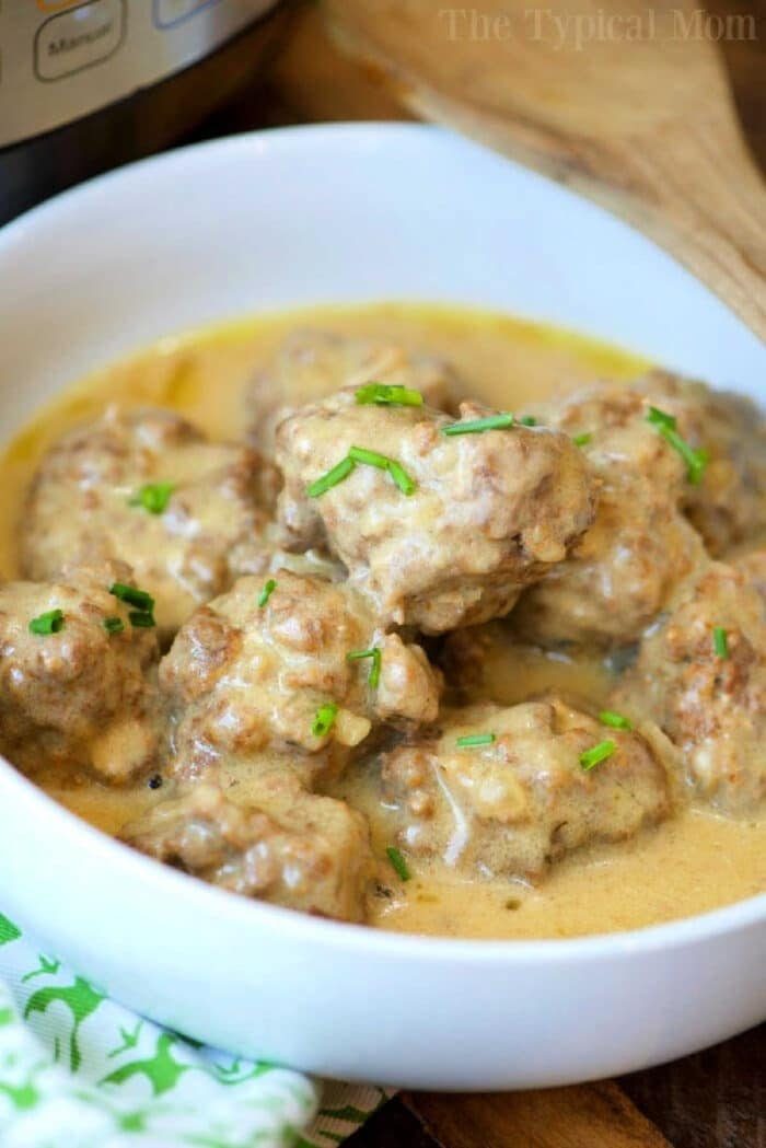 easy-homemade-swedish-meatballs