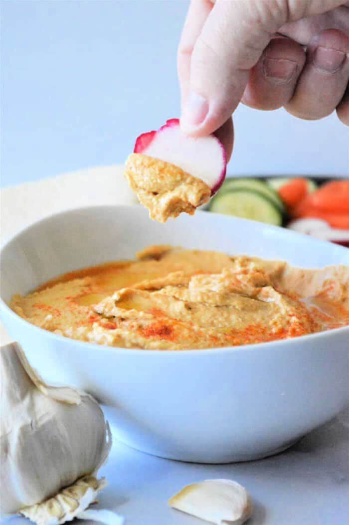hummus with canned chickpeas