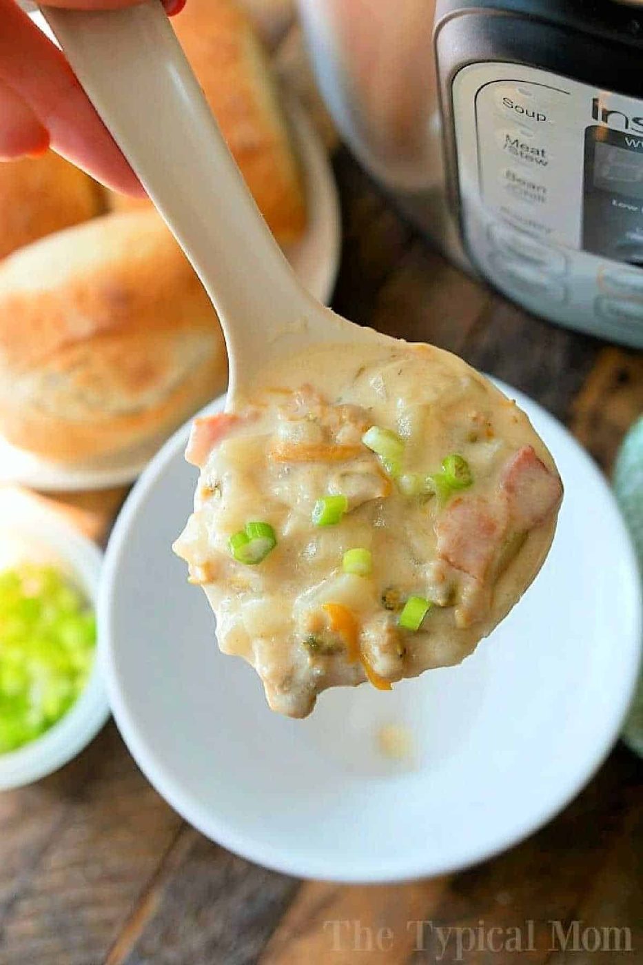 Instant Pot Clam Chowder