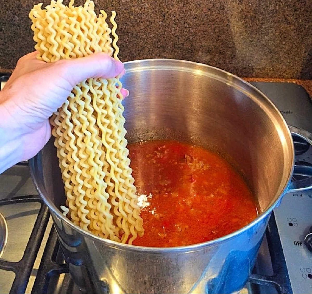 One Pot Spaghetti