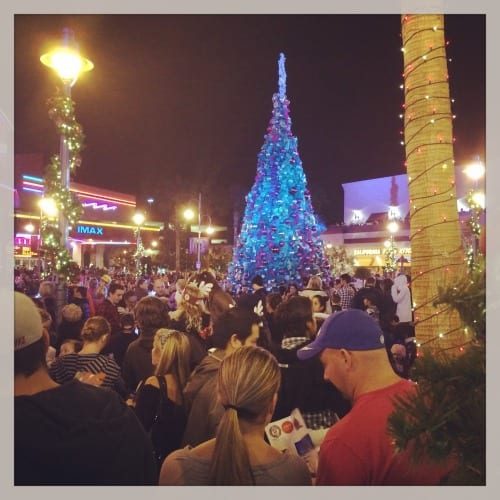 Promenade Temecula Tree Lighting and Santa's Arrival