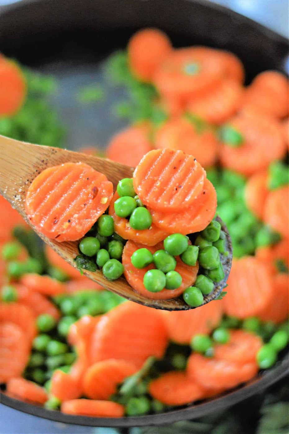 Cook Frozen Peas and Carrots