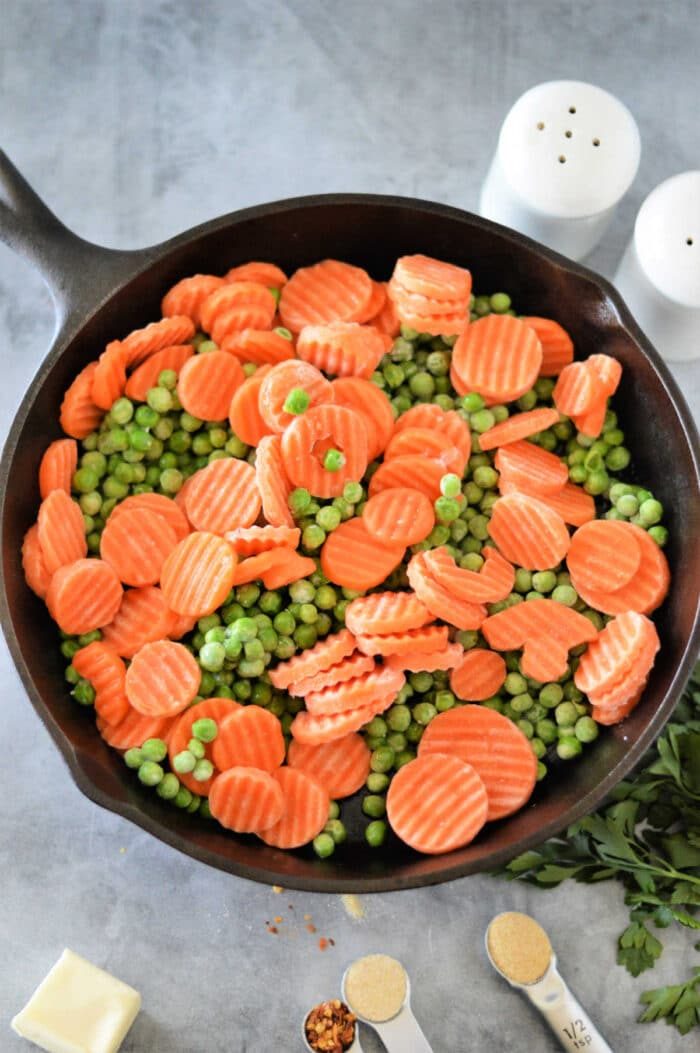 Frozen Peas and Carrots in Microwave