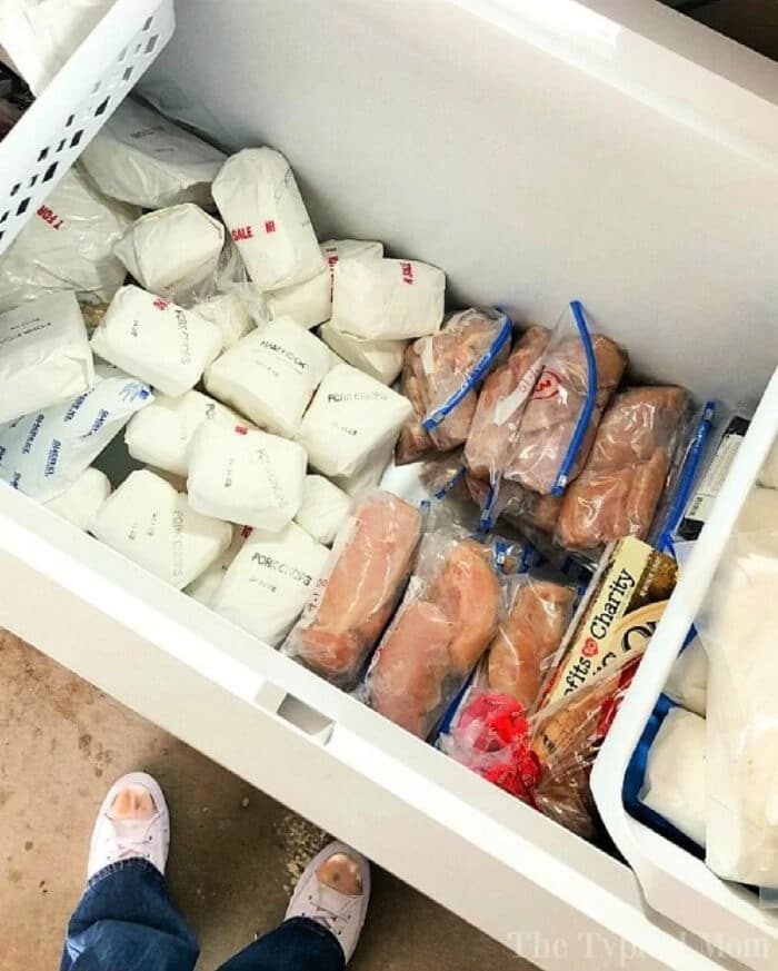 how long will food last in a freezer without power