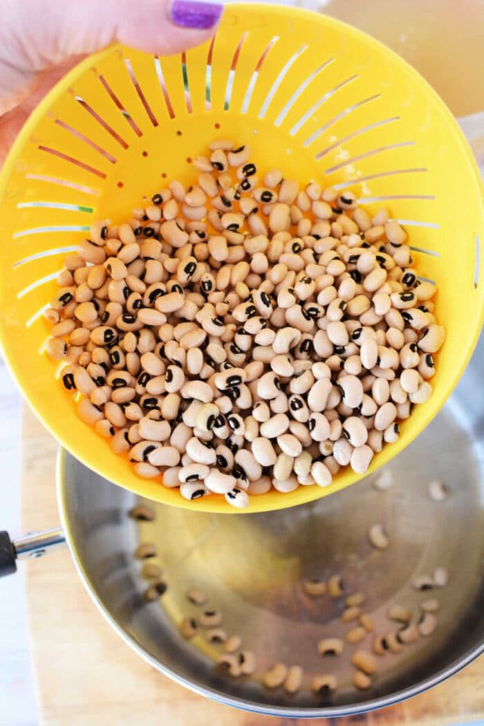 How to Cook Dry Black Eyed Peas