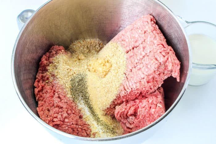 homemade meatballs with breadcrumbs