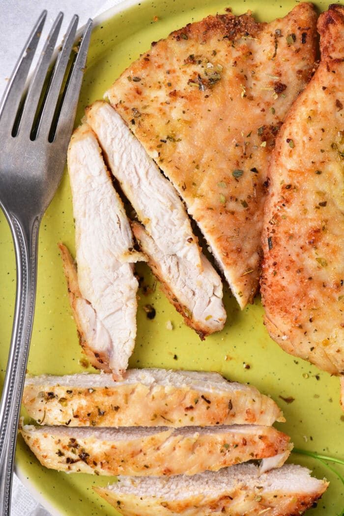 How Long to Cook Thin Chicken Breast in Air Fryer
