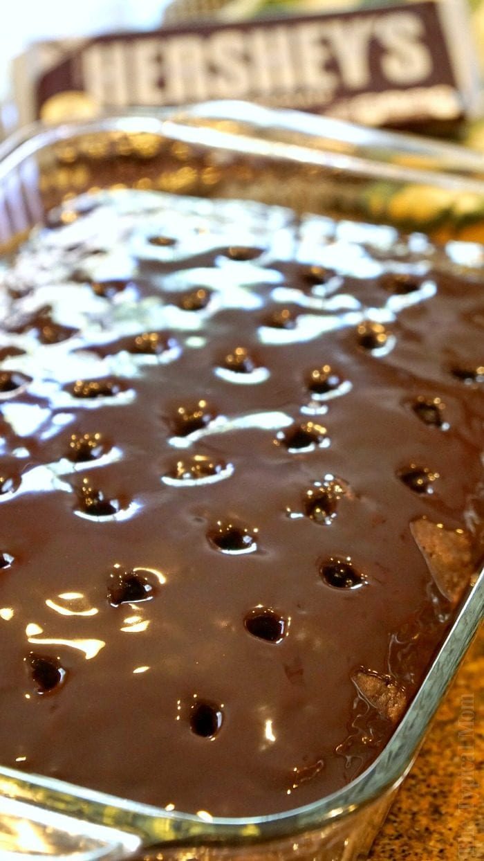 smores poke cake