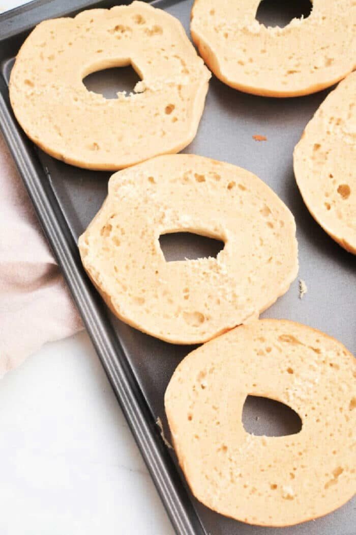 How-to-Toast-a-Bagel-without-a-Toaster