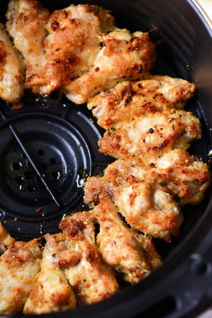 Air Fryer Chicken Wings Garlic Parm