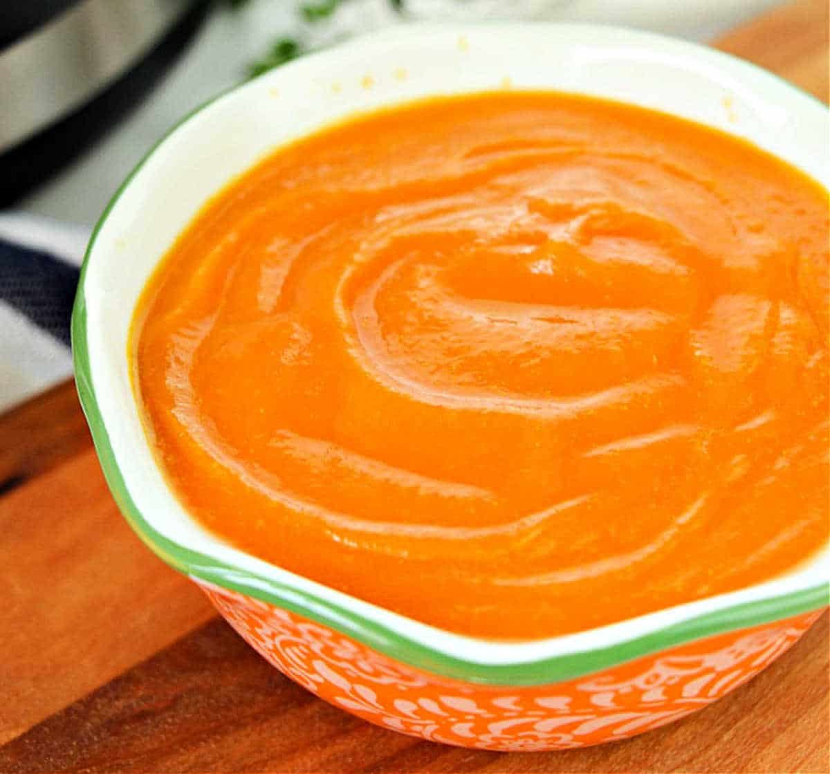 Instant Pot Carrot Soup