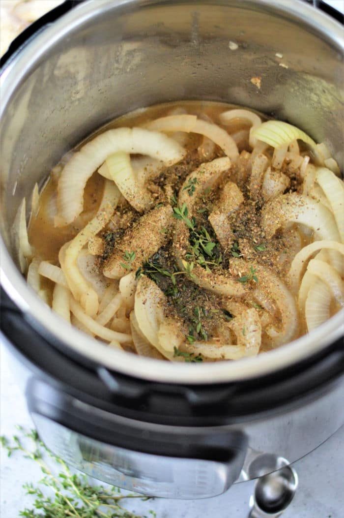onions and chicken in instant pot