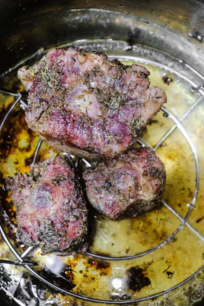 How Long Does it Take to Cook Oxtails in a Ninja Pressure Cooker