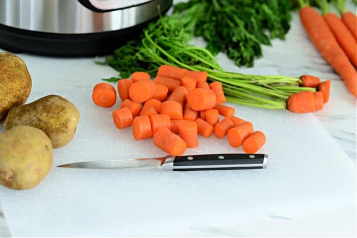 sliced carrots