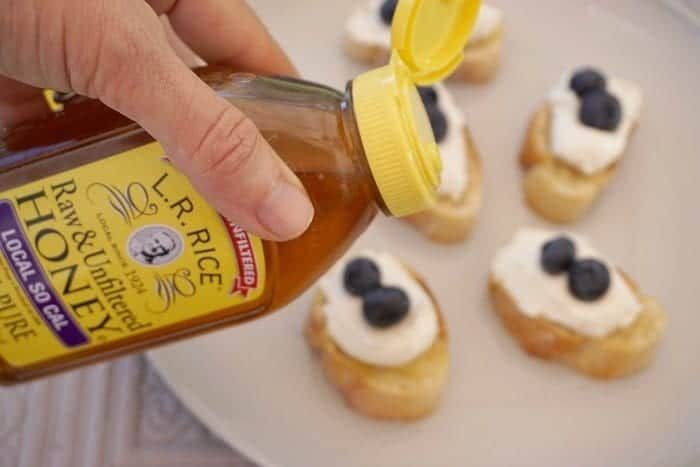 Recipe for Bruschetta with Cheese