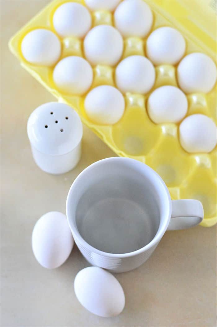 Hard Boiled Egg in Microwave
