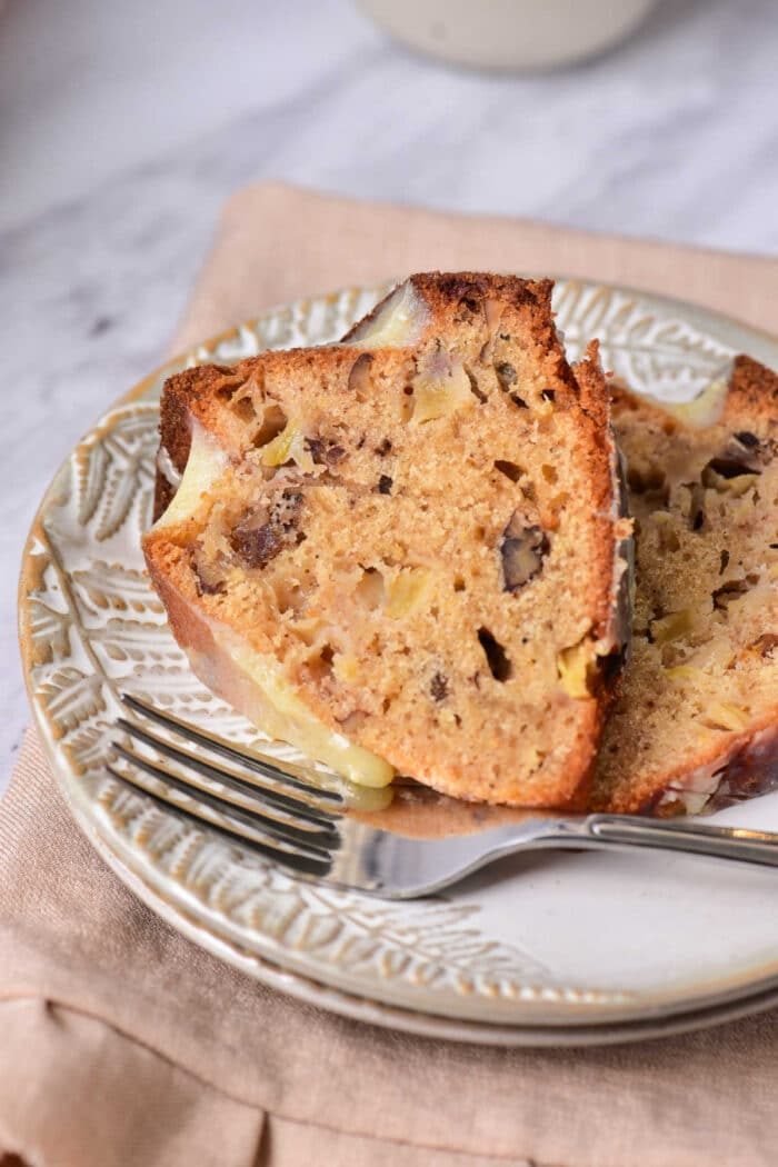 Old Fashioned Apple Cake
