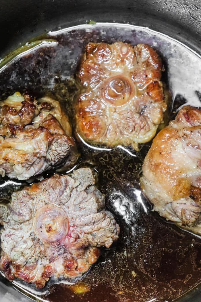 How to Cook Oxtails and Rice