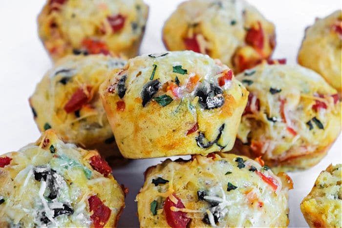 how to make Pizza Muffins