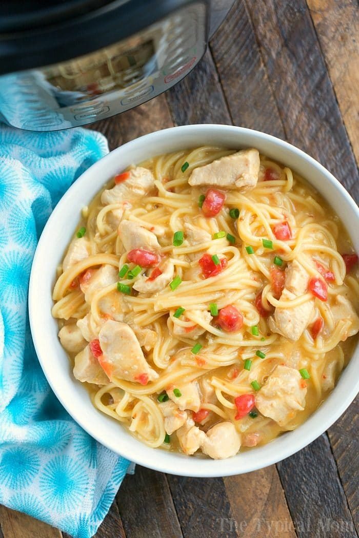 Pressure Cooker Cheesy Chicken Spaghetti