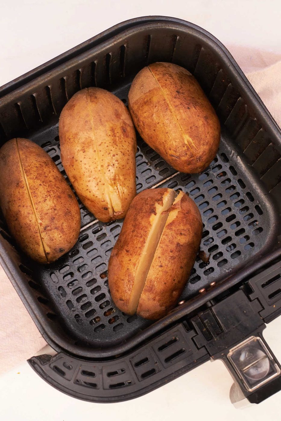 Reheat Baked Potato in Air Fryer