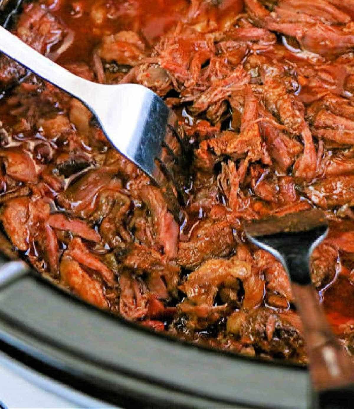 Slow Cooker Beef Barbacoa