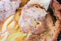 Effortless Crockpot Cobbler