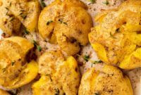 Golden Crispy Air Fryer Smashed Potatoes