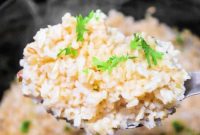 Effortless Slow Cooker Brown Rice Perfection