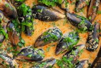 Irresistible Curry Mussels