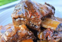 Fall-Off-The-Bone Pressure Cooker Beef Ribs
