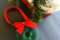 Coiled Festive Wreath Ornament
