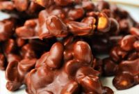 Luscious Slow Cooker Chocolate Nut Bites