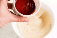 Easy Homemade Sriracha Mayo