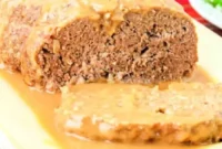 Foolproof Brown Gravy for Meatloaf